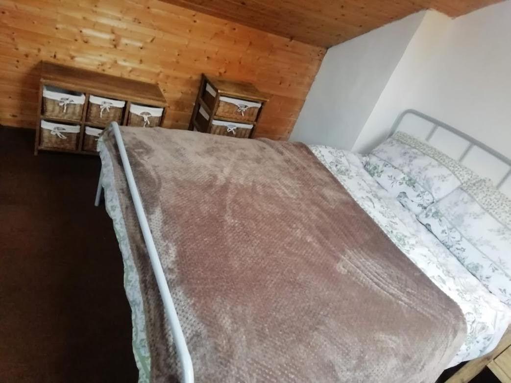 Cozy Loft In Bushey, 20 Mins By Train To Euston Londonアパートメント エクステリア 写真